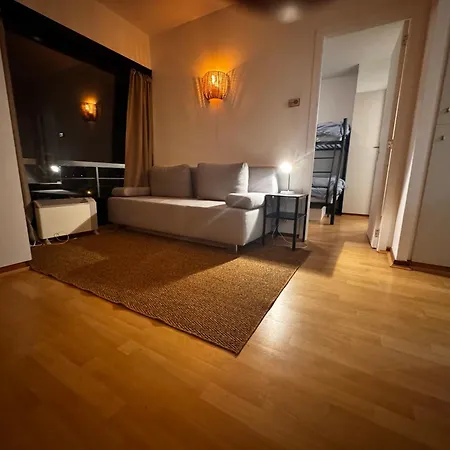 Laguna Apartment *